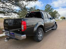 NISSAN - FRONTIER - 2015/2015 - Preta - R$ 104.900,00