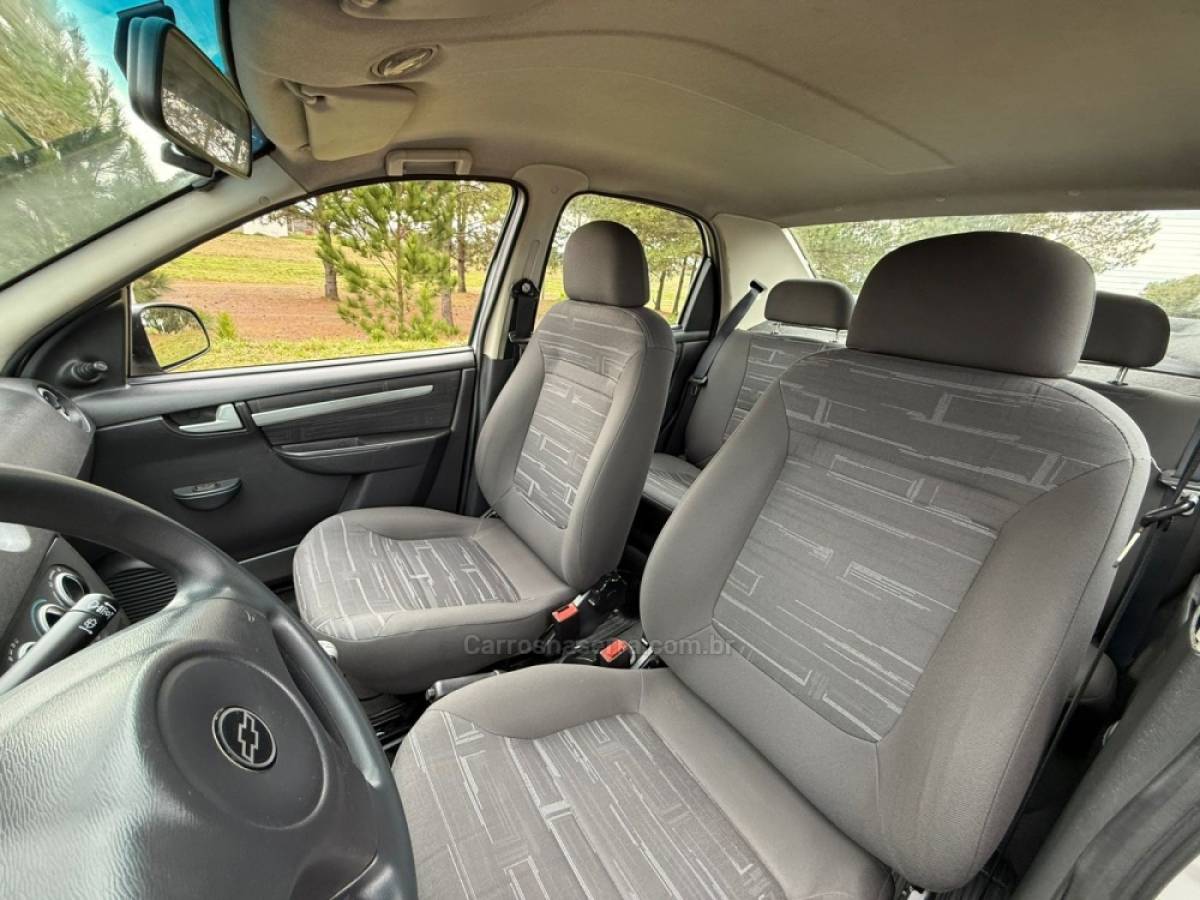 CHEVROLET - PRISMA - 2007/2008 - Prata - R$ 26.900,00