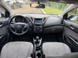 HYUNDAI - HB20S - 2014/2015 - Branca - R$ 56.900,00