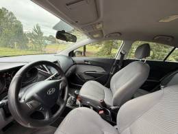 HYUNDAI - HB20S - 2014/2015 - Branca - R$ 56.900,00