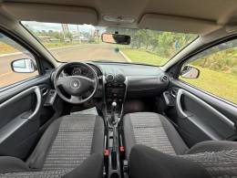 RENAULT - SANDERO - 2013/2014 - Prata - R$ 34.900,00