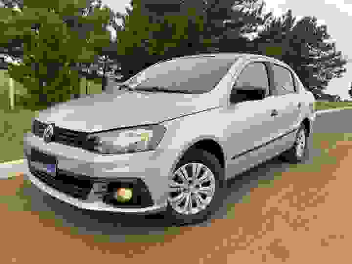 VOLKSWAGEN - VOYAGE - 2017/2017 - Prata - Sob Consulta
