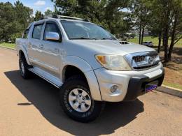TOYOTA - HILUX - 2006/2007 - Preta - R$ 99.900,00