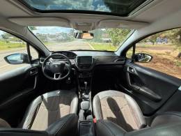 PEUGEOT - 2008 - 2016/2016 - Preta - R$ 59.900,00