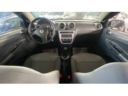 VOLKSWAGEN - VOYAGE - 2009/2010 - Preta - R$ 29.900,00