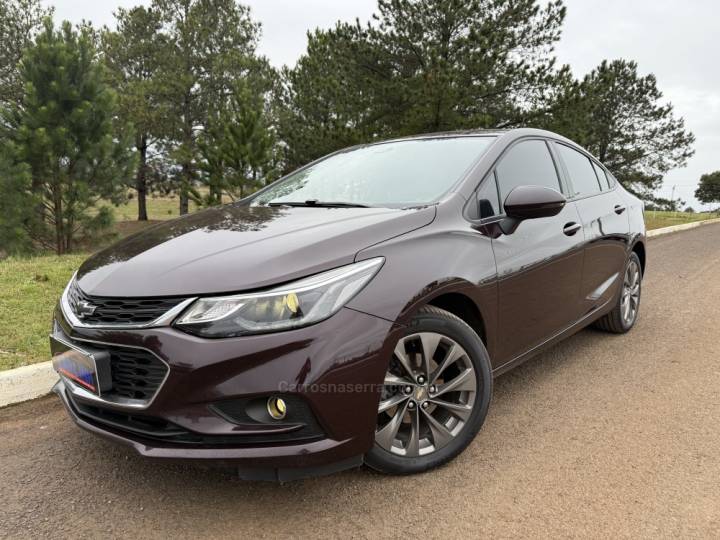 CHEVROLET - CRUZE - 2018/2018 - Vermelha - R$ 85.900,00