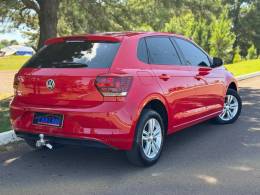 VOLKSWAGEN - POLO - 2017/2018 - Vermelha - R$ 65.900,00