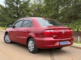 VOLKSWAGEN - VOYAGE - 2012/2013 - Vermelha - R$ 34.900,00