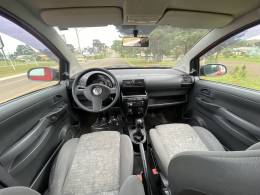 VOLKSWAGEN - FOX - 2004/2004 - Vermelha - R$ 25.900,00