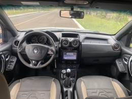 RENAULT - DUSTER - 2016/2016 - Branca - R$ 62.900,00