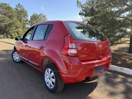 RENAULT - SANDERO - 2012/2012 - Vermelha - Sob Consulta