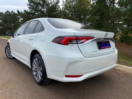 TOYOTA - COROLLA - 2020/2021 - Branca - Sob Consulta