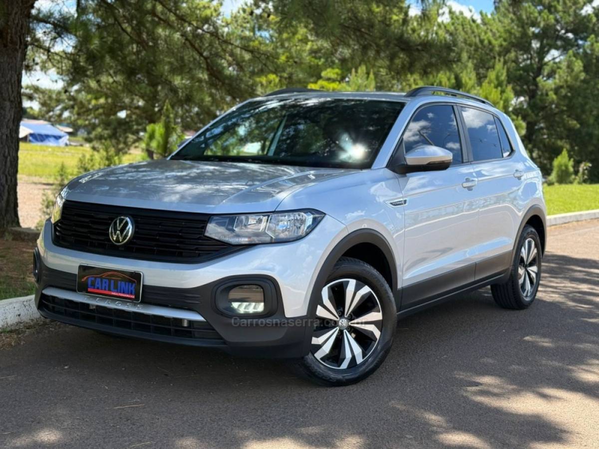 VOLKSWAGEN - T-CROSS - 2022/2023 - Prata - R$ 102.900,00