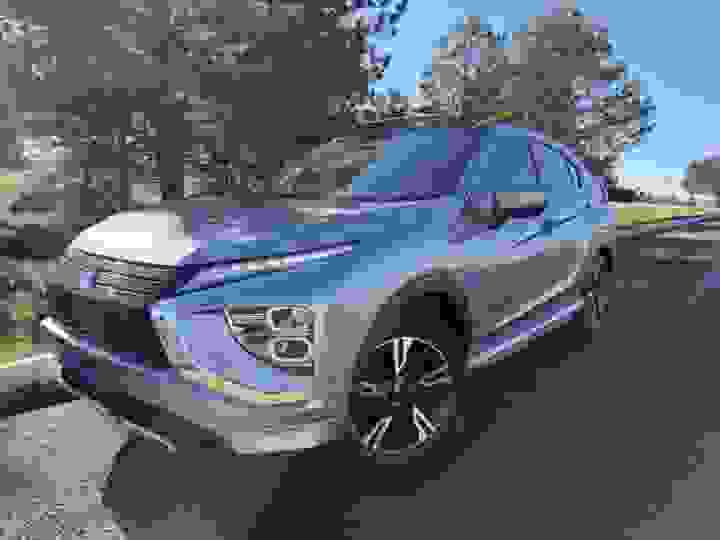 MITSUBISHI - ECLIPSE CROSS - 2022/2023 - Prata - Sob Consulta