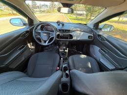 CHEVROLET - ONIX - 2017/2018 - Branca - R$ 49.900,00