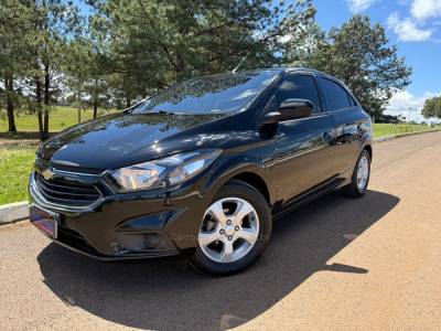 CHEVROLET - ONIX - 2019/2019 - Preta - R$ 62.900,00