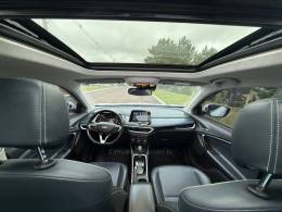 CHEVROLET - TRACKER - 2022/2023 - Branca - R$ 112.900,00