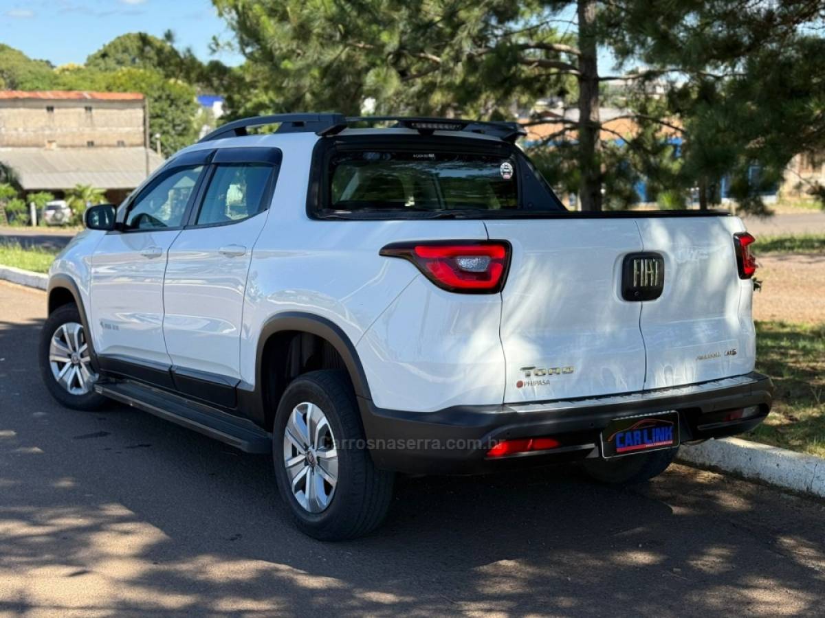 FIAT - TORO - 2017/2017 - Branca - R$ 85.900,00