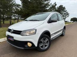 VOLKSWAGEN - CROSSFOX - 2011/2012 - Branca - R$ 44.900,00