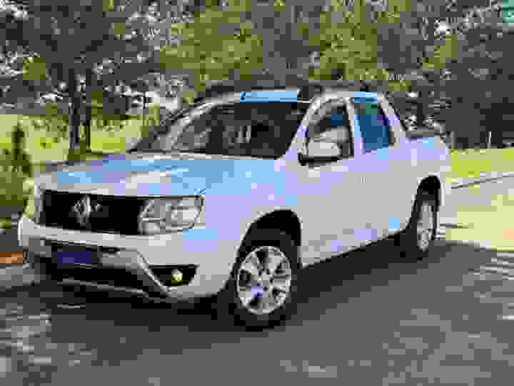 RENAULT - DUSTER OROCH - 2015/2016 - Branca - R$ 1,00