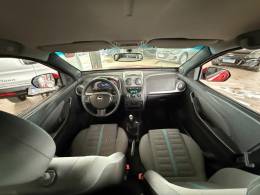 CHEVROLET - MONTANA - 2012/2013 - Vermelha - R$ 45.900,00