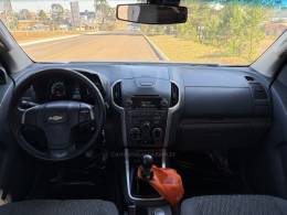 CHEVROLET - S10 - 2012/2013 - Prata - R$ 110.000,00