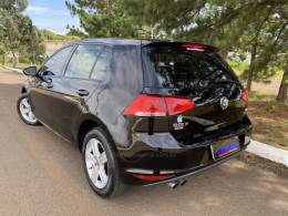 VOLKSWAGEN - GOLF - 2013/2014 - Preta - R$ 74.900,00