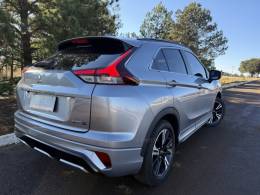 MITSUBISHI - ECLIPSE CROSS - 2022/2023 - Prata - Sob Consulta