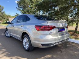 VOLKSWAGEN - VIRTUS - 2019/2020 - Prata - R$ 82.900,00