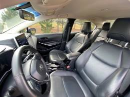 TOYOTA - COROLLA - 2020/2021 - Branca - Sob Consulta