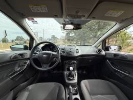 FORD - FIESTA - 2013/2014 - Preta - R$ 41.900,00