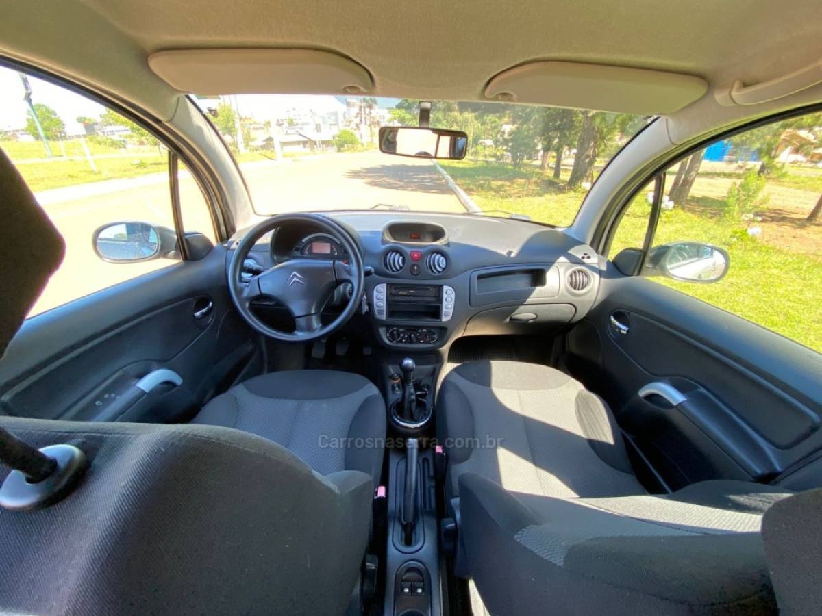 CITROËN - C3 - 2010/2011 - Prata - R$ 25.900,00