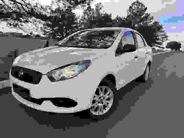 FIAT - GRAND SIENA - 2021/2021 - Branca - R$ 59.900,00
