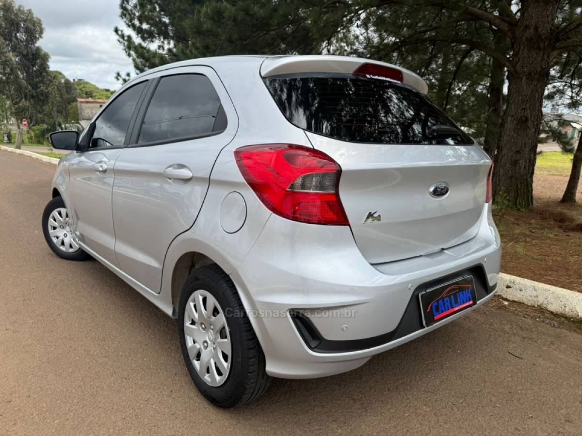 FORD - KA - 2020/2021 - Prata - R$ 54.900,00
