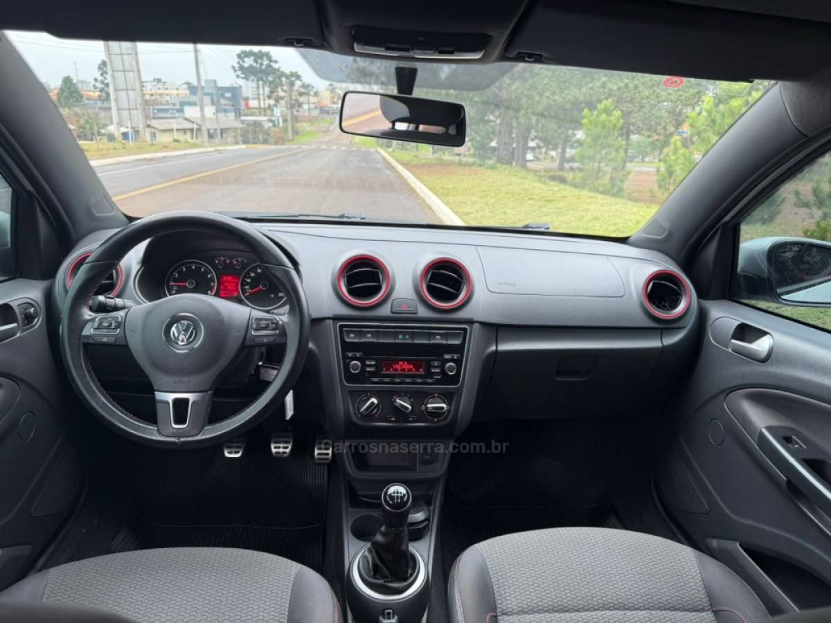 VOLKSWAGEN - GOL - 2015/2016 - Branca - R$ 41.900,00