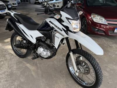 HONDA - NXR 160 - 2021/2022 - Branca - R$ 21.900,00