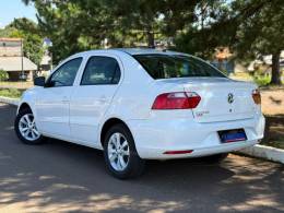VOLKSWAGEN - VOYAGE - 2015/2016 - Branca - R$ 46.900,00
