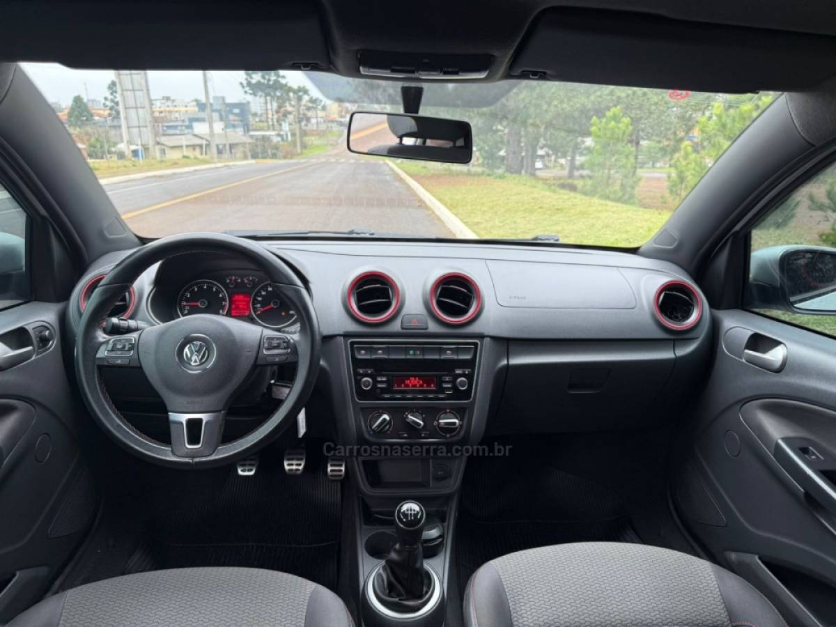 VOLKSWAGEN - GOL - 2015/2016 - Branca - R$ 41.900,00