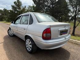 CHEVROLET - CORSA - 2004/2004 - Prata - R$ 19.900,00