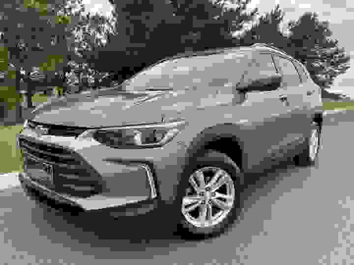 CHEVROLET - TRACKER - 2021/2022 - Cinza - R$ 106.900,00